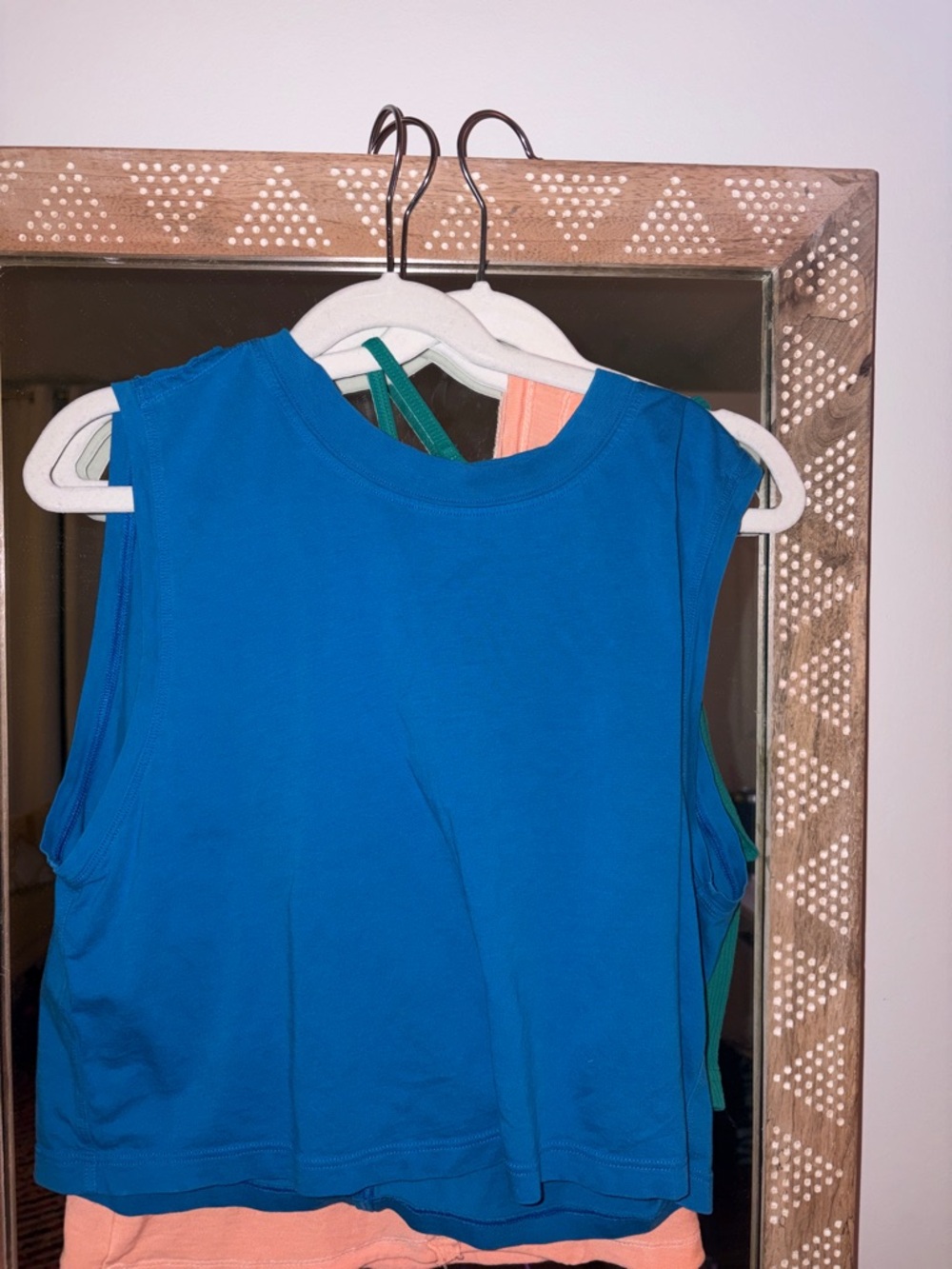 Lululemon Blue Sleeveless Crop Top: Size: 2